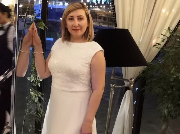 Оксана, поздравляем тебя!